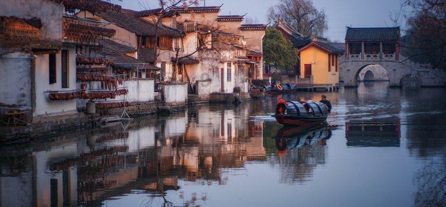 逃出昏暗的地下室2